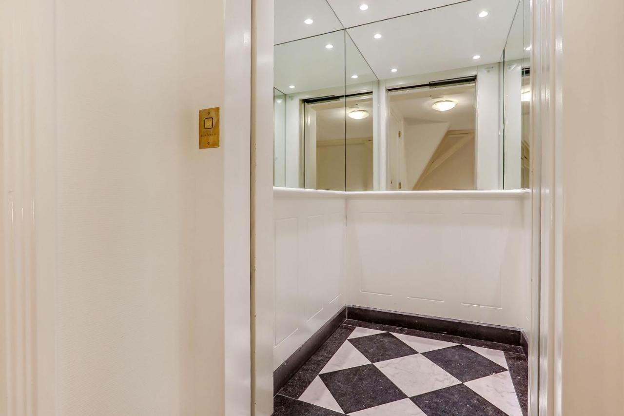 City-Centre, Canal-House, Luxurious , Stylish Bedroom, Ensuite Bathroom Amsterdam Extérieur photo